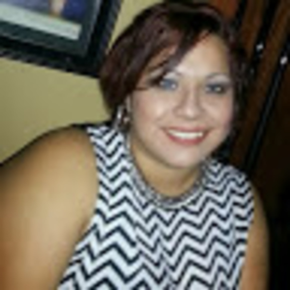 Meet your Posher, Mirian - Picture 1 of 1